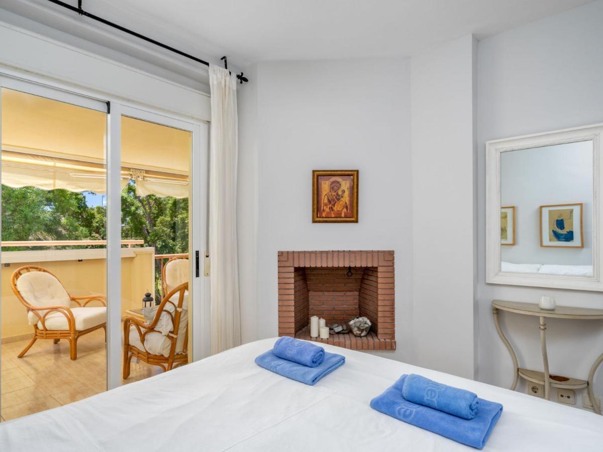 Apartment Calahonda Royale Sitio de Calahonda Bagian luar foto